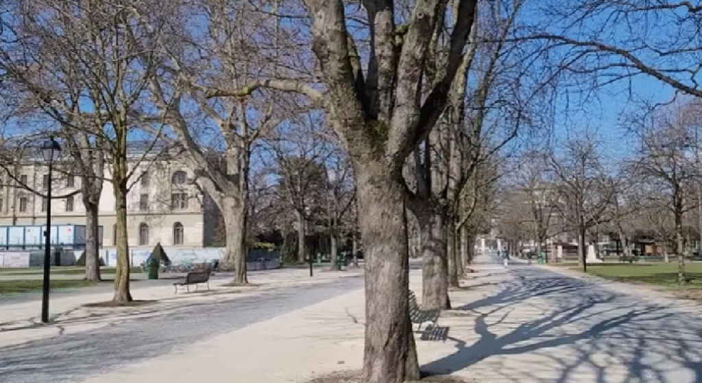 Parc des Bastions, one of the best free Geneva attractions with gardens and historic statues