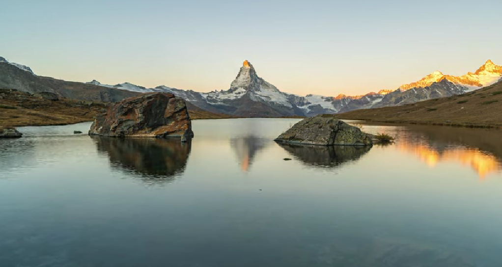 Stellisee Lake reflecting the Matterhorn, embodying the spirit of Switzerland for nature lovers.