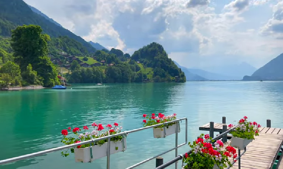 Peaceful view showing why it’s the best time to visit Iseltwald for scenic nature and relaxation.